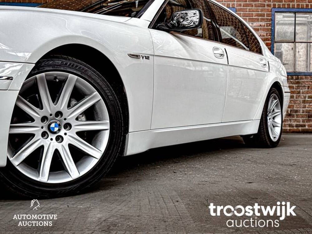 BMW 760Li E65 6.0 V12 445pk 2004