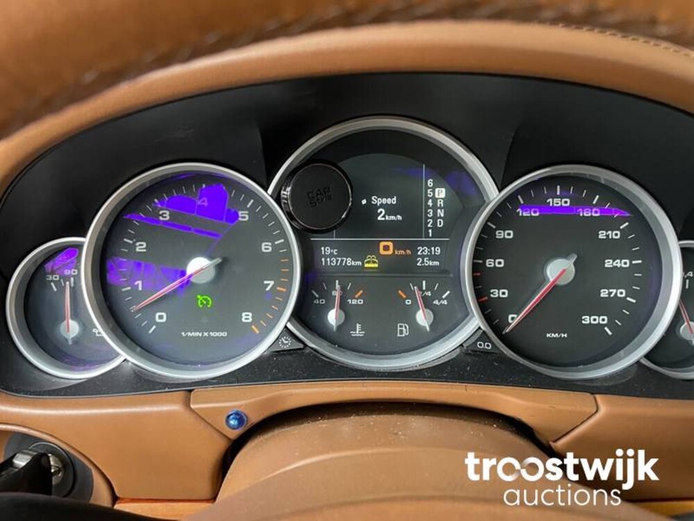 Porsche Cayenne Turbo 4.5 V8 450pk 2004 -YOUNGTIMER-