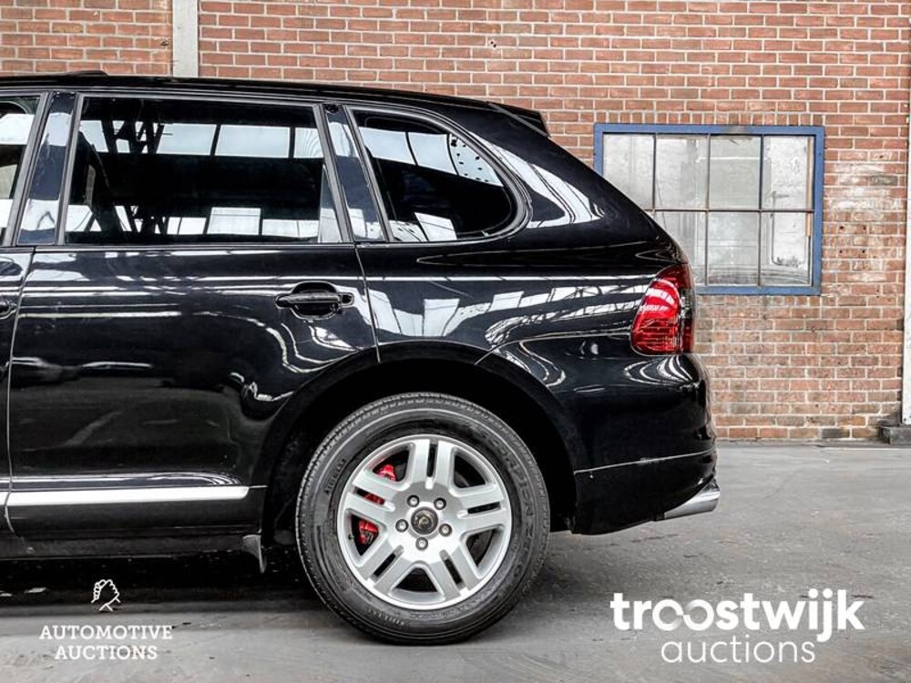 Porsche Cayenne Turbo 4.5 V8 450pk 2004 -YOUNGTIMER-