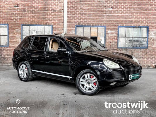 Porsche Cayenne Turbo 4.5 V8 450hp 2004 -YOUNGTIMER-