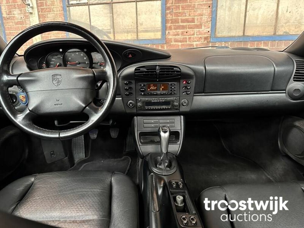 Porsche 911 996 Carrera 3.4 300pk 2000 -Youngtimer-