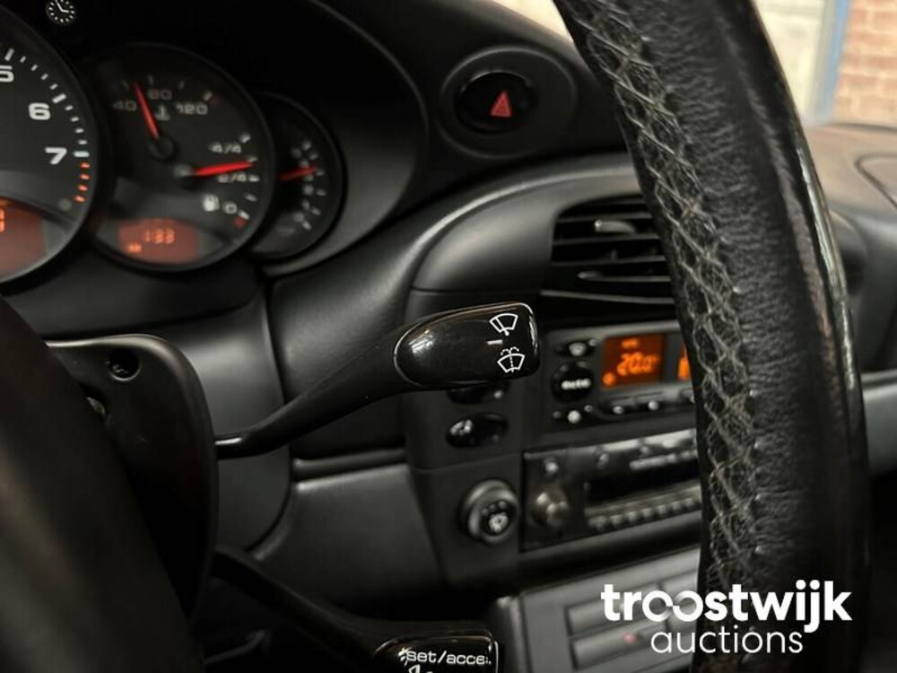 Porsche 911 996 Carrera 3.4 300pk 2000 -Youngtimer-