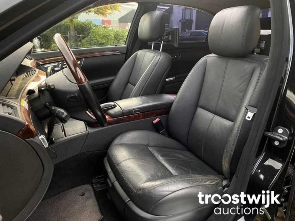 Mercedes-Benz S500 | 5.5 V8 388pk 2006 -Youngtimer-