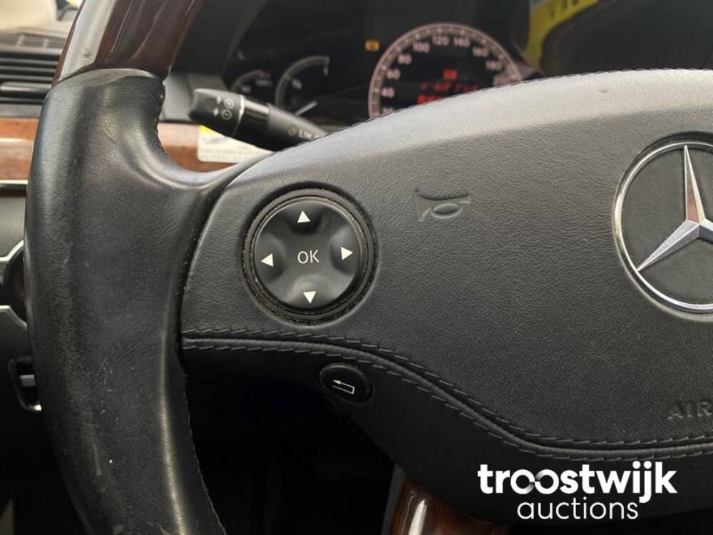 Mercedes-Benz S500 | 5.5 V8 388pk 2006 -Youngtimer-