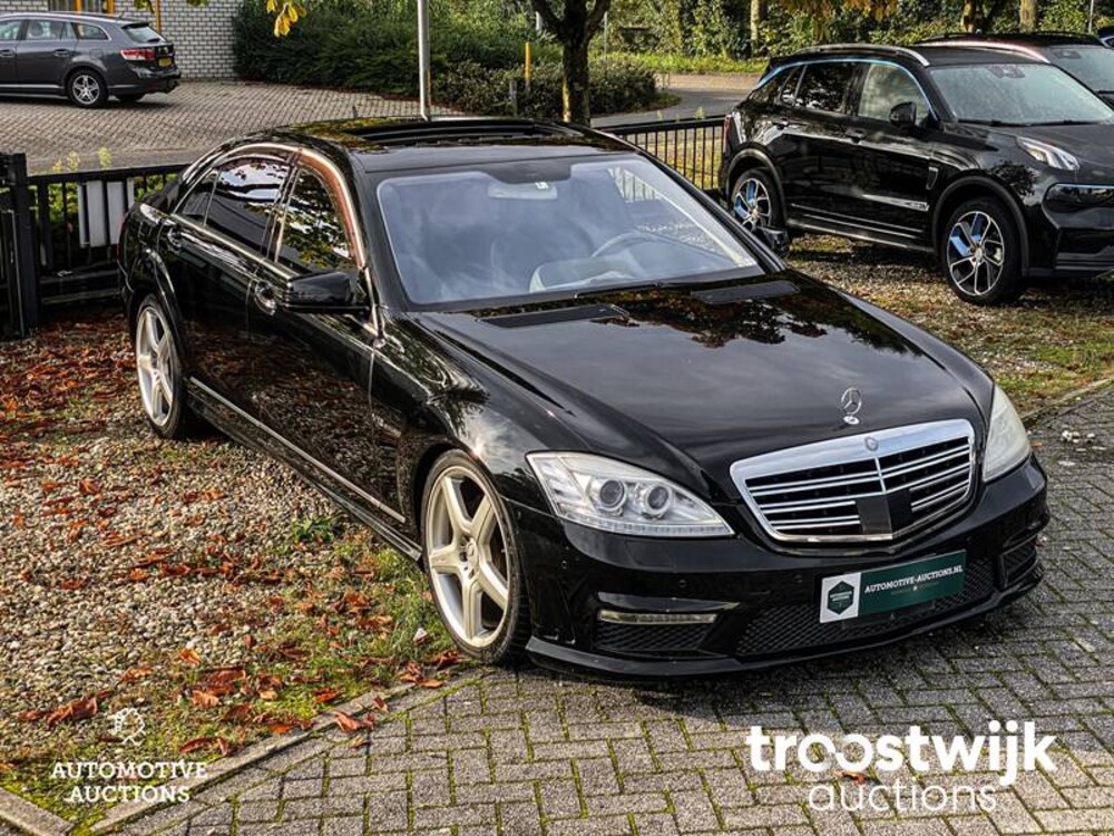 Mercedes-Benz S500 | 5.5 V8 388pk 2006 -Youngtimer-