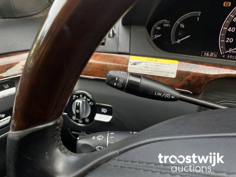 Mercedes-Benz S500 | 5.5 V8 388pk 2006 -Youngtimer-