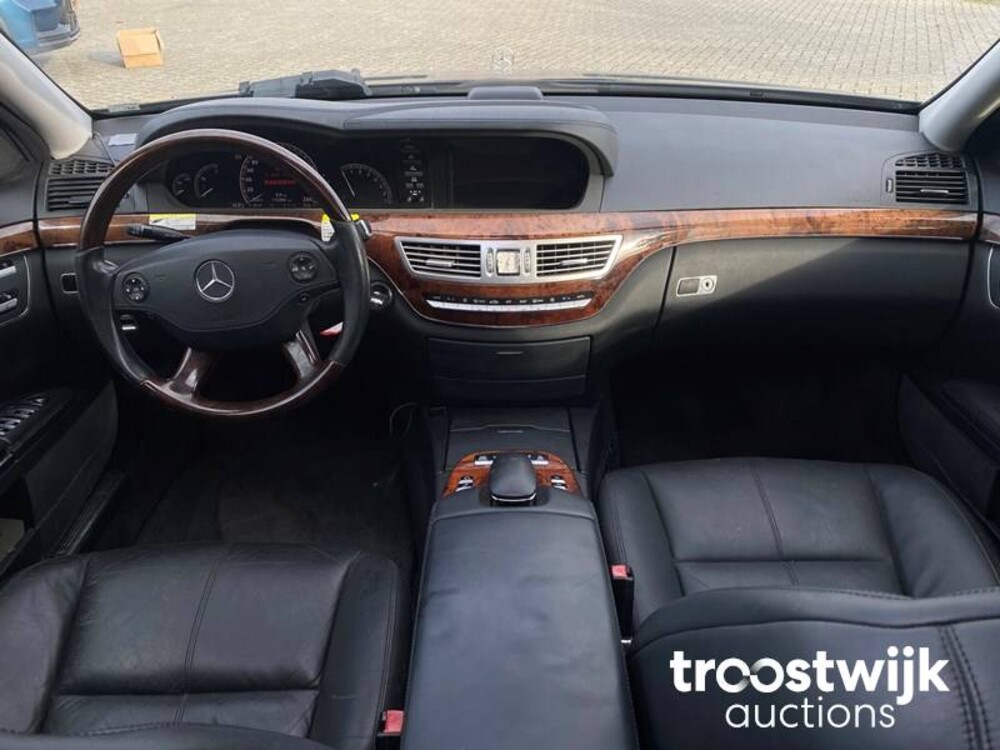 Mercedes-Benz S500 | 5.5 V8 388pk 2006 -Youngtimer-