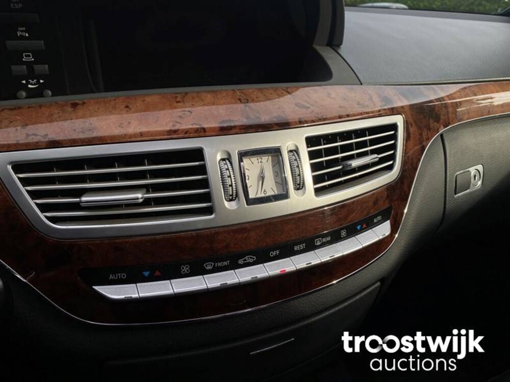 Mercedes-Benz S500 | 5.5 V8 388pk 2006 -Youngtimer-