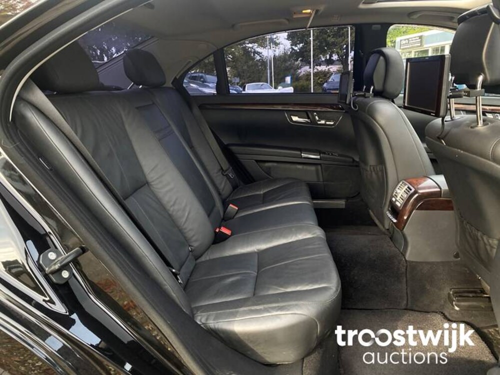 Mercedes-Benz S500 | 5.5 V8 388pk 2006 -Youngtimer-