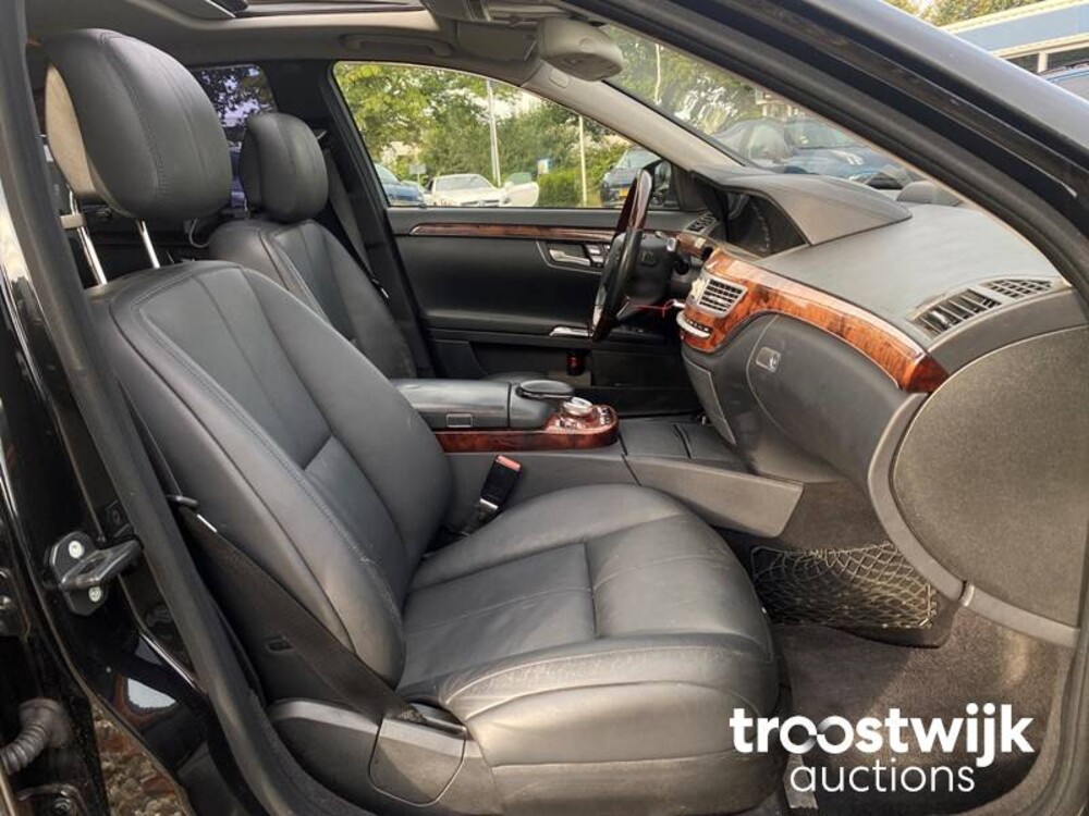 Mercedes-Benz S500 | 5.5 V8 388pk 2006 -Youngtimer-