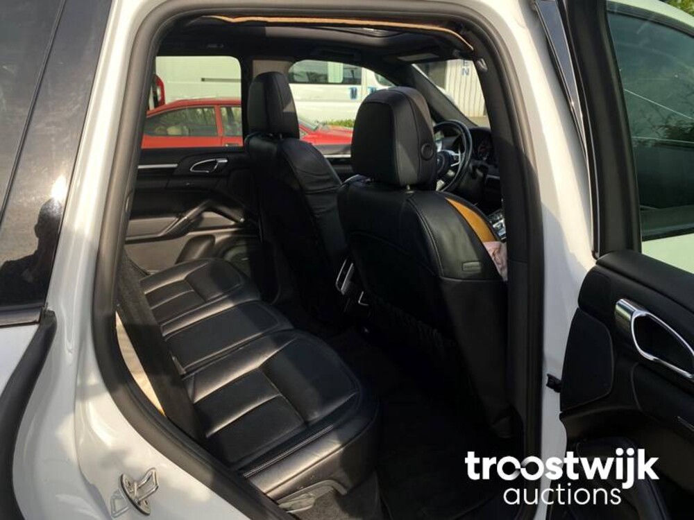 Porsche Cayenne 3.6 V6 300pk PDK 2016