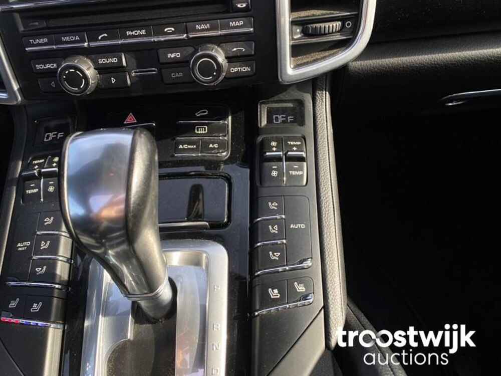 Porsche Cayenne 3.6 V6 300pk PDK 2016