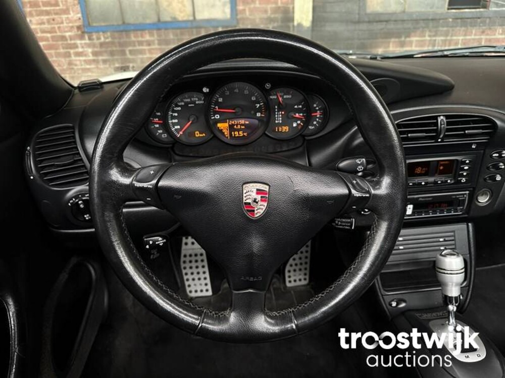 Porsche 911 996 3.6 Cabriolet 320pk 2002 -YOUNGTIMER-
