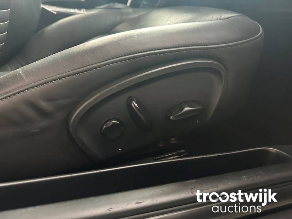 Porsche 911 996 3.6 Cabriolet 320pk 2002 -YOUNGTIMER-