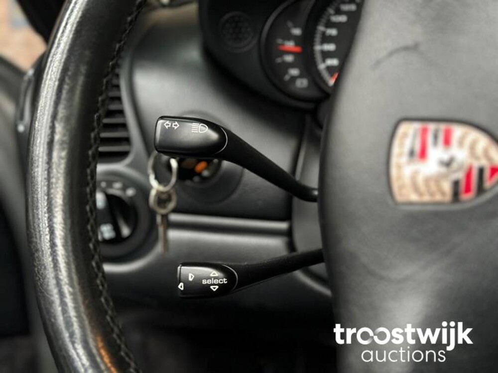 Porsche 911 996 3.6 Cabriolet 320pk 2002 -YOUNGTIMER-