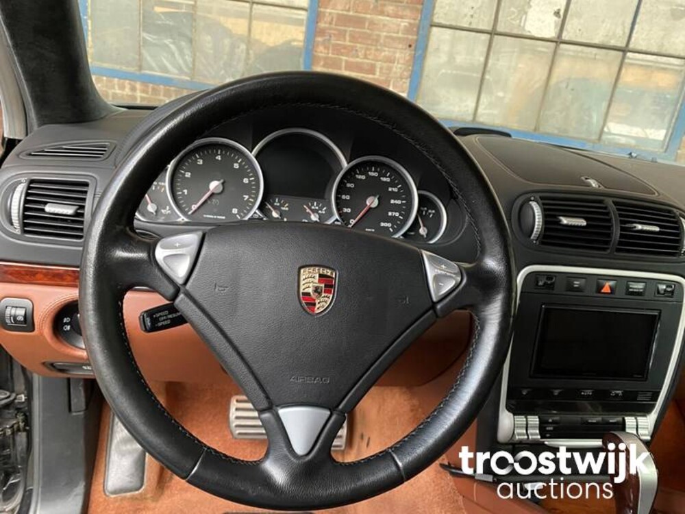 Porsche Cayenne Turbo 4.8 V8 500pk 2007