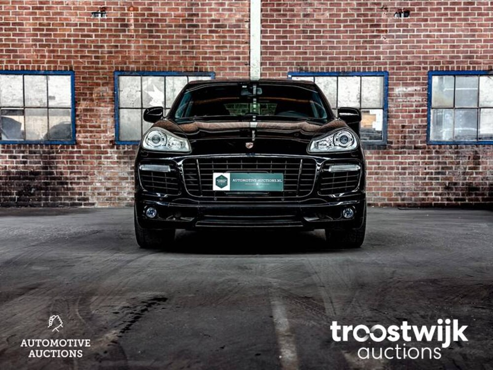 Porsche Cayenne Turbo 4.8 V8 500pk 2007