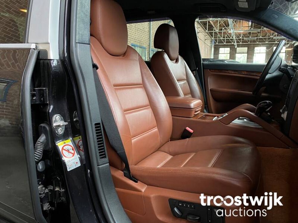 Porsche Cayenne Turbo 4.8 V8 500pk 2007