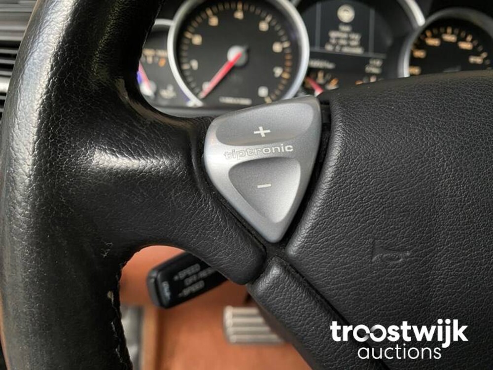 Porsche Cayenne Turbo 4.8 V8 500pk 2007
