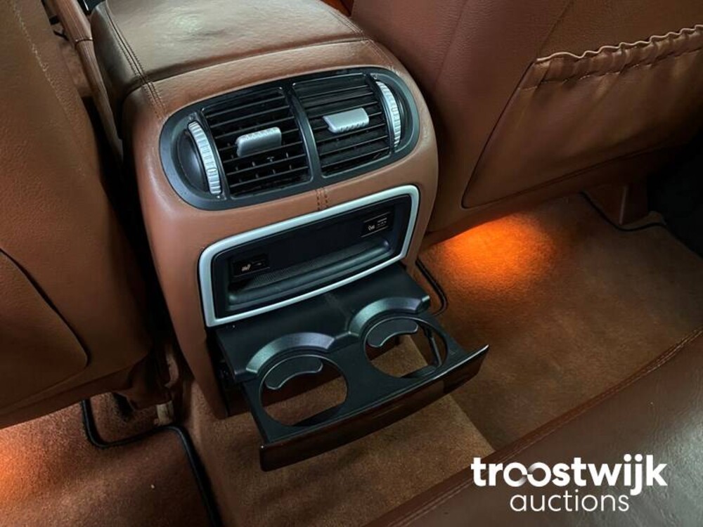 Porsche Cayenne Turbo 4.8 V8 500pk 2007