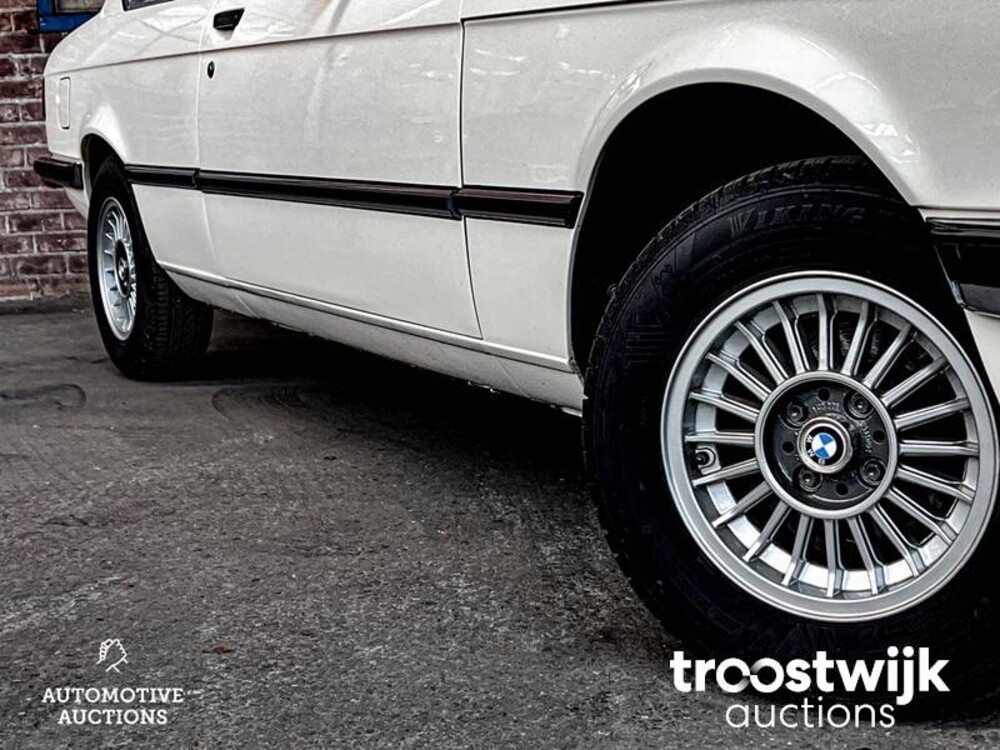 BMW 318 E21  98pk 1977, 80-YA-62