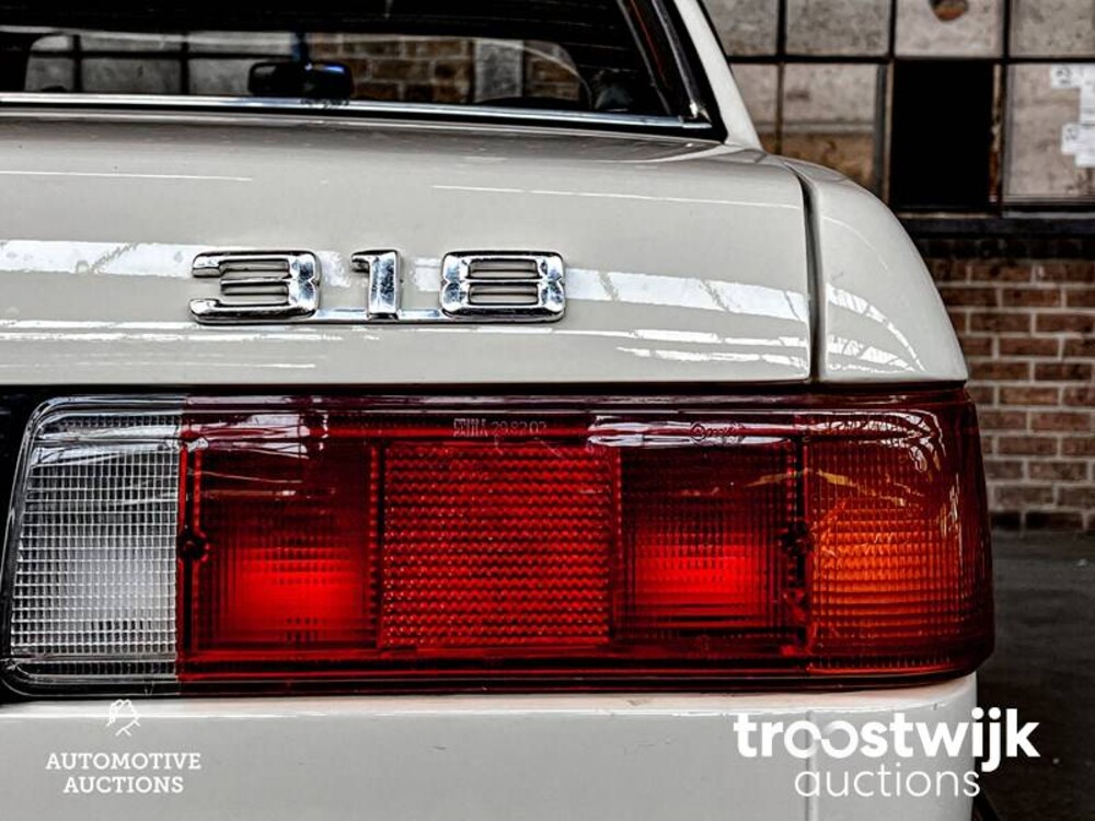 BMW 318 E21  98pk 1977, 80-YA-62