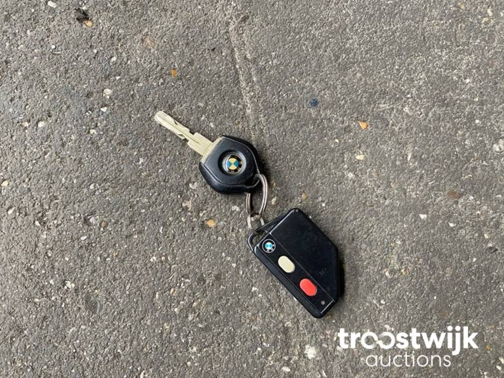 BMW 320i Executive E36 3-serie Cabrio 150pk 1998 -Orig. NL- TP-BN-25 - Youngtimer-