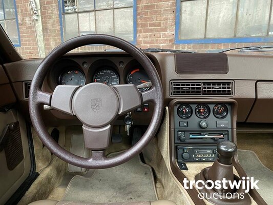 Porsche 924 Coupe 1984