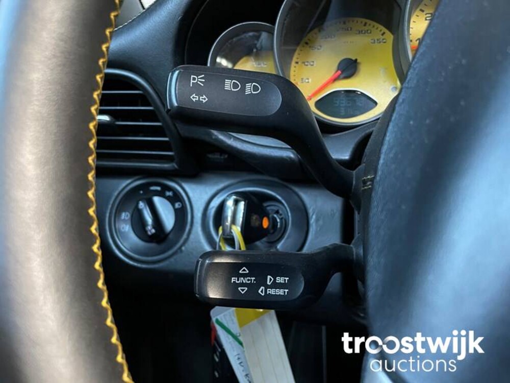Porsche 911 997 Turbo 3.6 TT 480pk 2007 PCCB -Youngtimer-