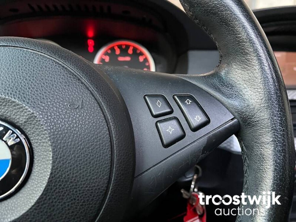 BMW 530i M-Sport E60  -Youngtimer- 231pk 2004 5-serie