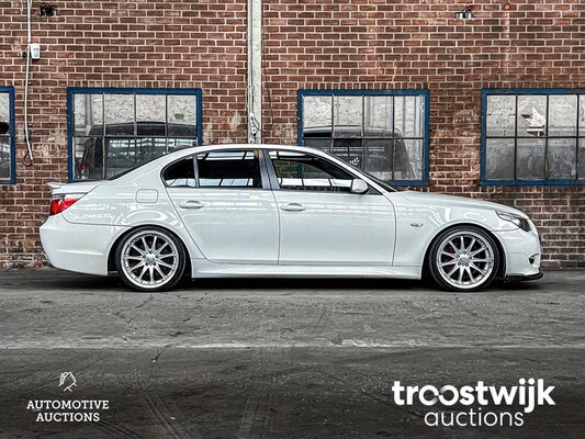 BMW 530i M-Sport E60  -Youngtimer- 231hp 2004 5-series