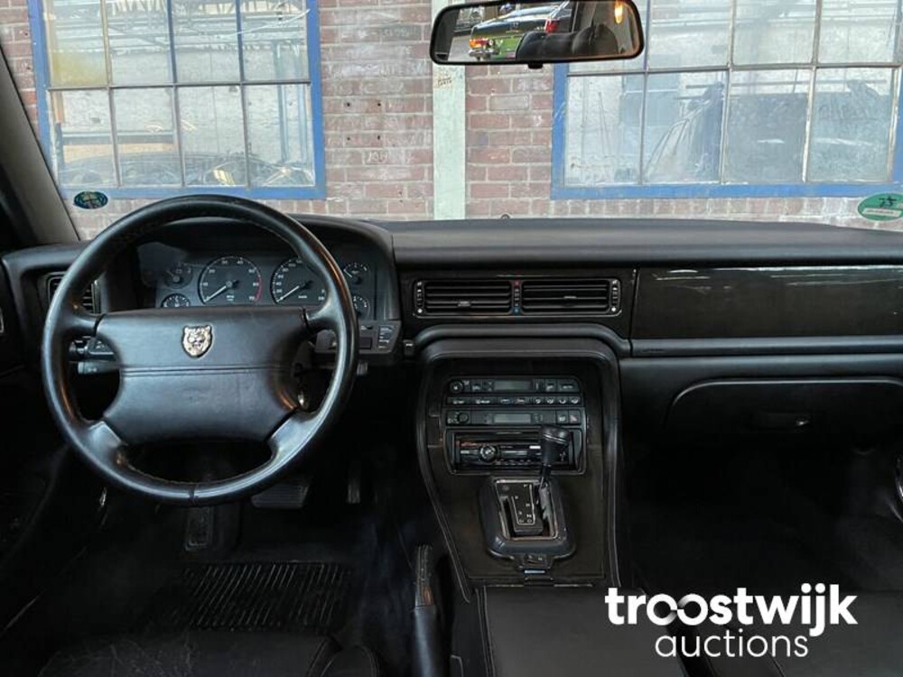 Jaguar XJ 4.0 Sport 241pk 1996 -Orig. NL-, PH-GH-10
