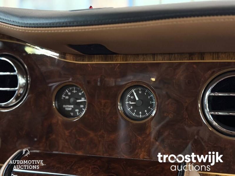 Rolls-Royce Silver Dawn 6.8 V8 249pk 1996