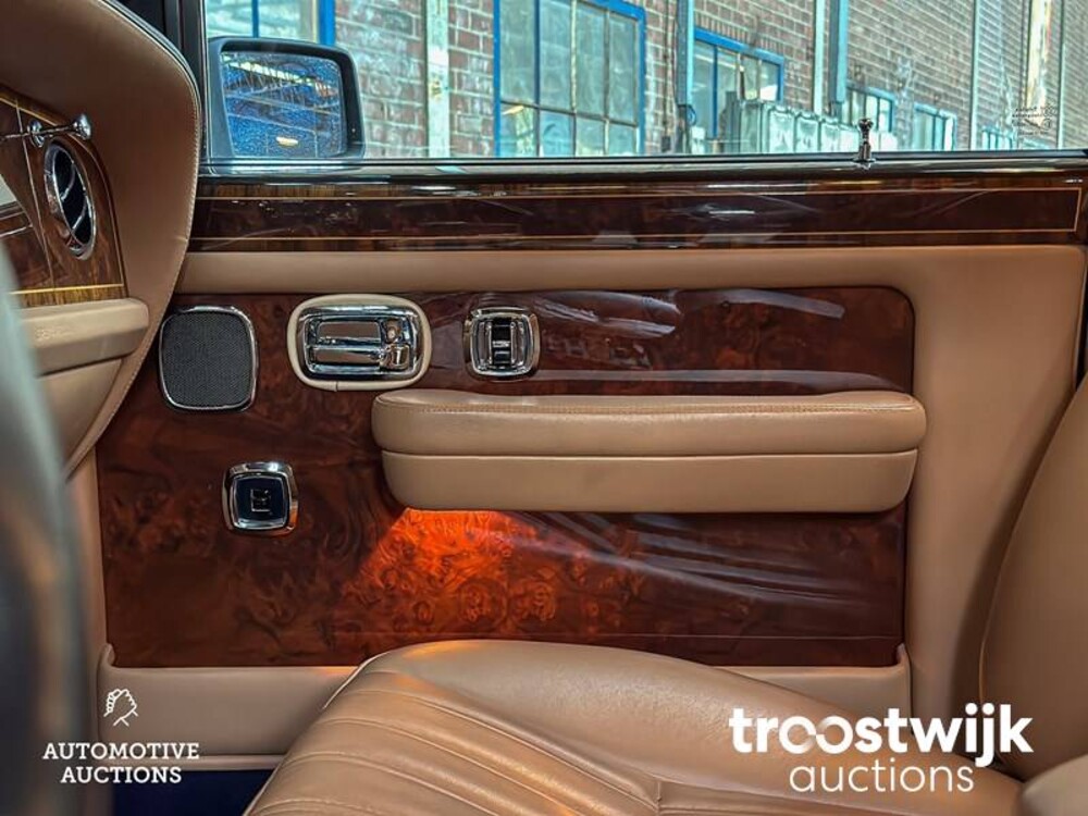 Rolls-Royce Silver Dawn 6.8 V8 249pk 1996