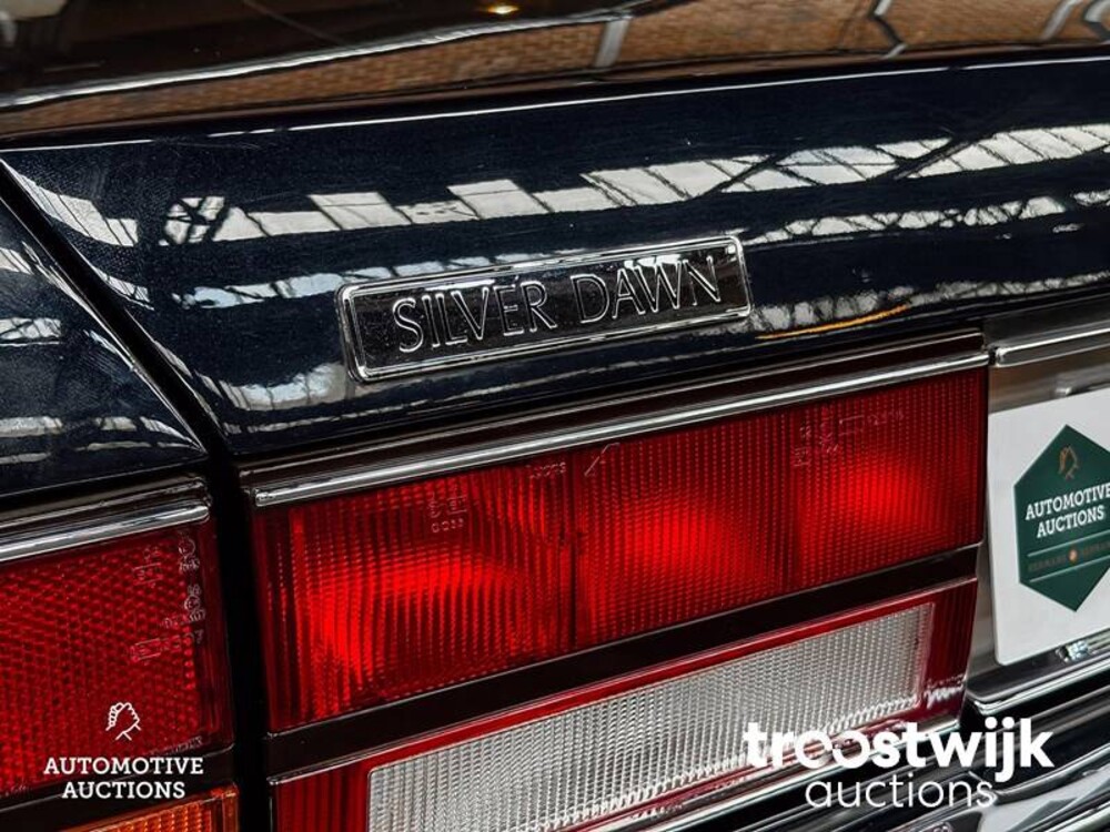 Rolls-Royce Silver Dawn 6.8 V8 249pk 1996