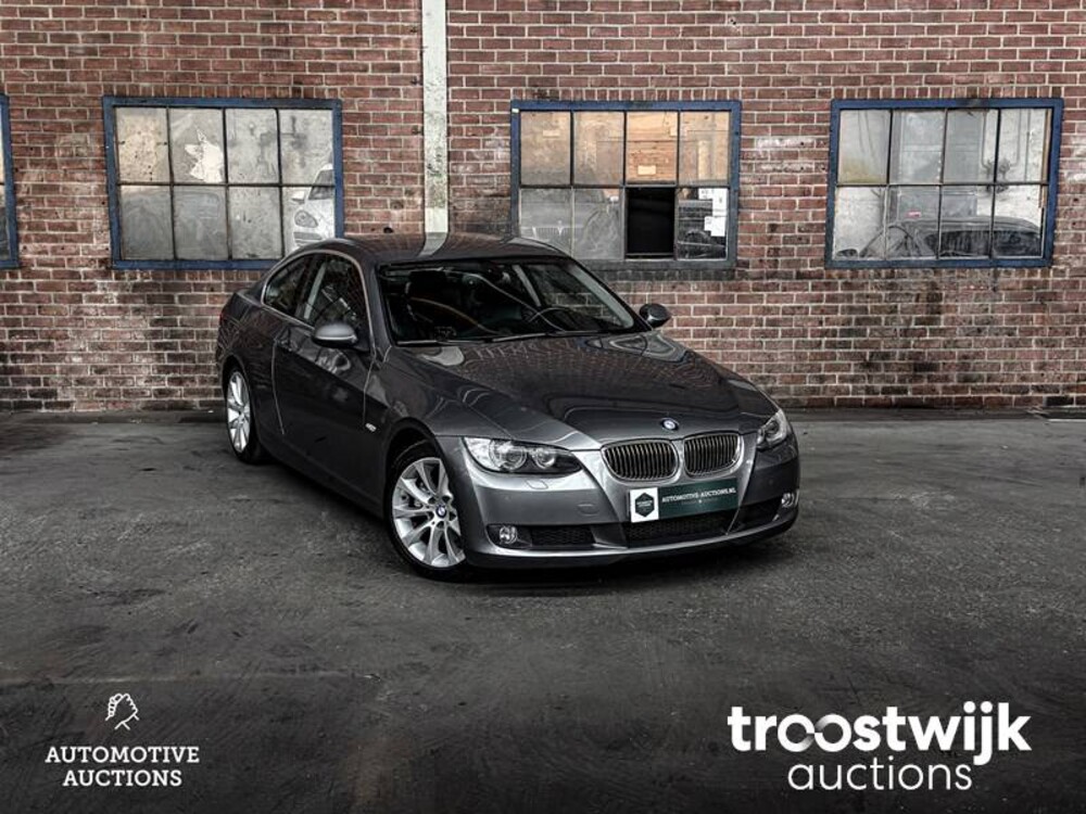 BMW 325i Coupe E92 Introduction  3-Serie 218pk 2006 -Orig NL-, 04-TK-KL -Youngtimer-