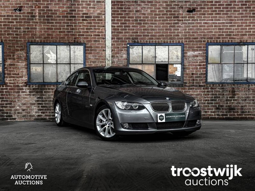 BMW 325i Coupe E92 Introduction  3-Serie 218pk 2006 -Orig NL-, 04-TK-KL -Youngtimer-