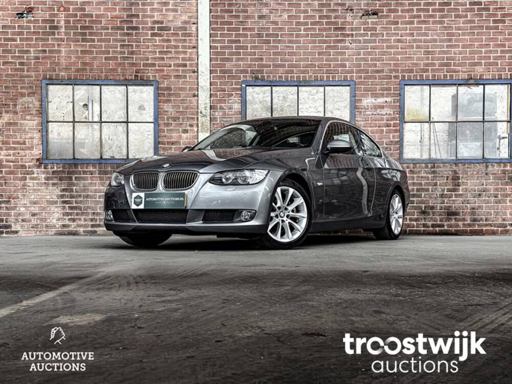 BMW 325i Coupe E92 Introduction  3-Serie 218pk 2006 -Orig NL-, 04-TK-KL -Youngtimer-