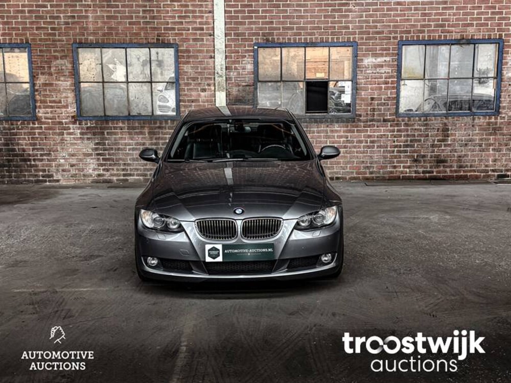 BMW 325i Coupe E92 Introduction  3-Serie 218pk 2006 -Orig NL-, 04-TK-KL -Youngtimer-