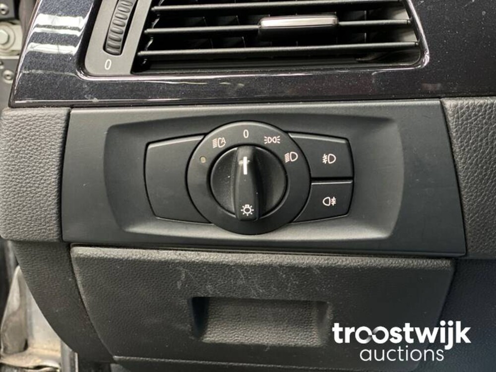 BMW 325i Coupe E92 Introduction  3-Serie 218pk 2006 -Orig NL-, 04-TK-KL -Youngtimer-