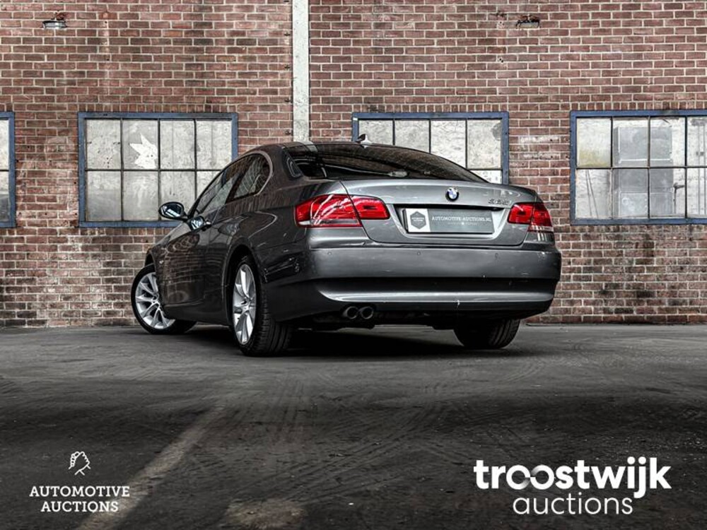 BMW 325i Coupe E92 Introduction  3-Serie 218pk 2006 -Orig NL-, 04-TK-KL -Youngtimer-