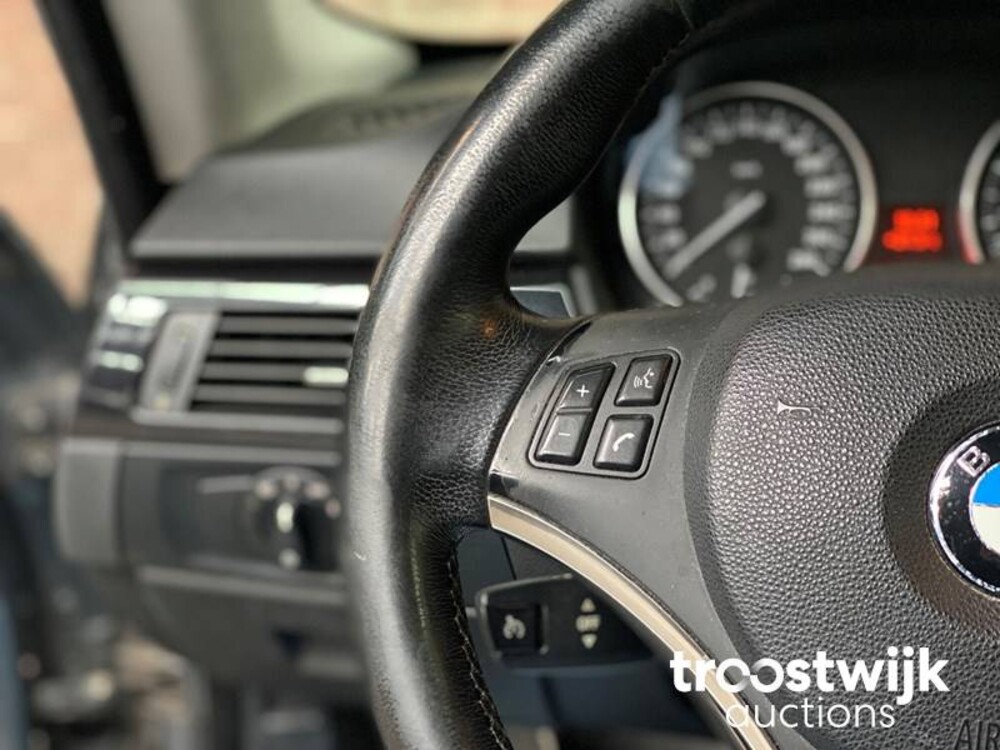 BMW 325i Coupe E92 Introduction  3-Serie 218pk 2006 -Orig NL-, 04-TK-KL -Youngtimer-