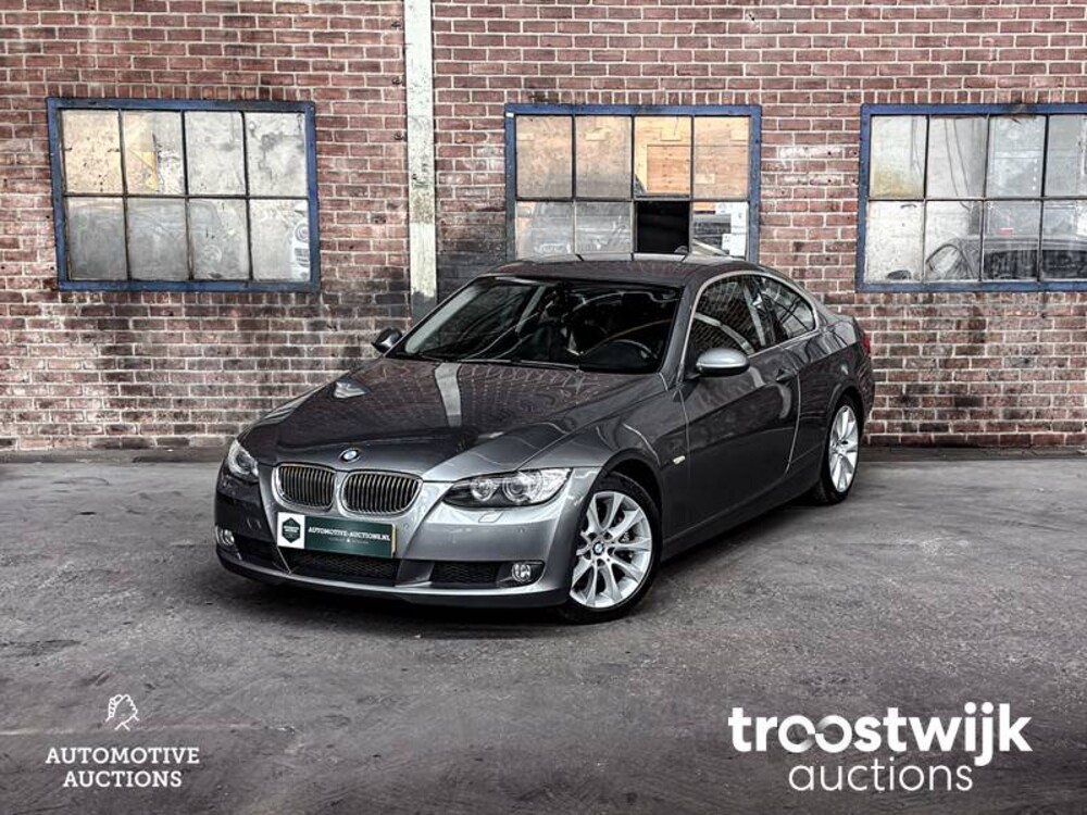 BMW 325i Coupe E92 Introduction  3-Serie 218pk 2006 -Orig NL-, 04-TK-KL -Youngtimer-