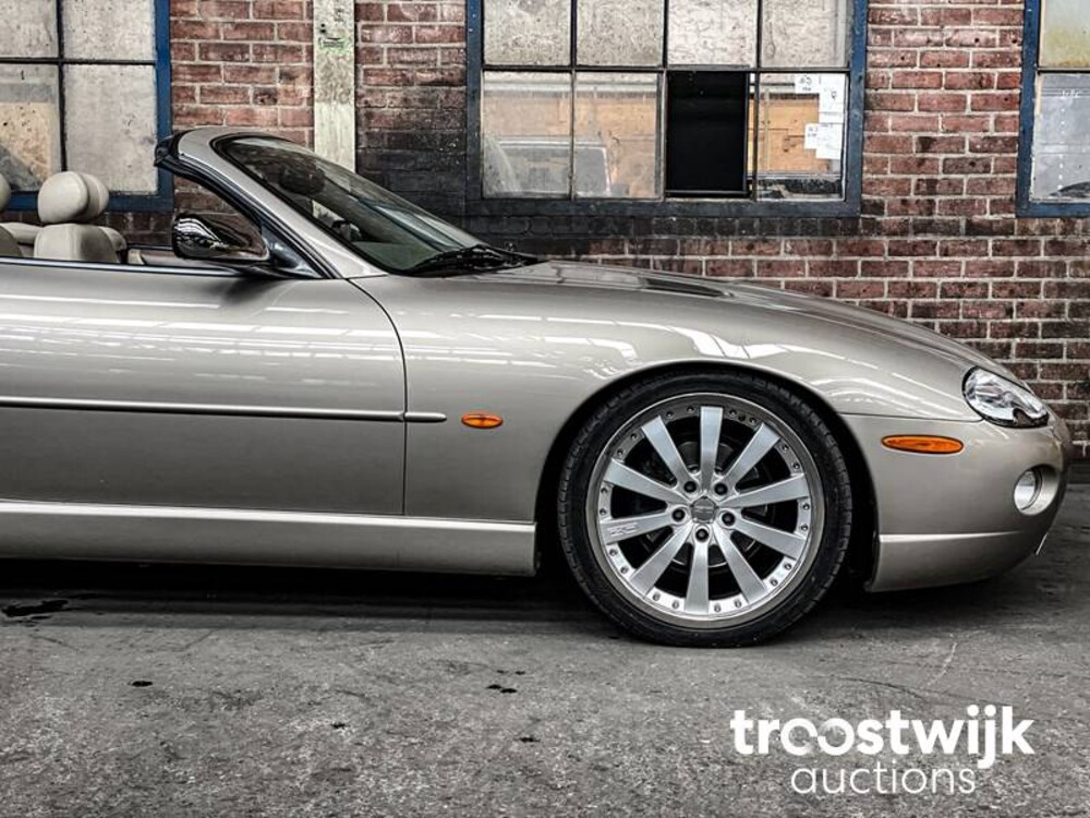 Jaguar XK8 4.0 V8 Convertible 284pk 1997, 95-SR-DX