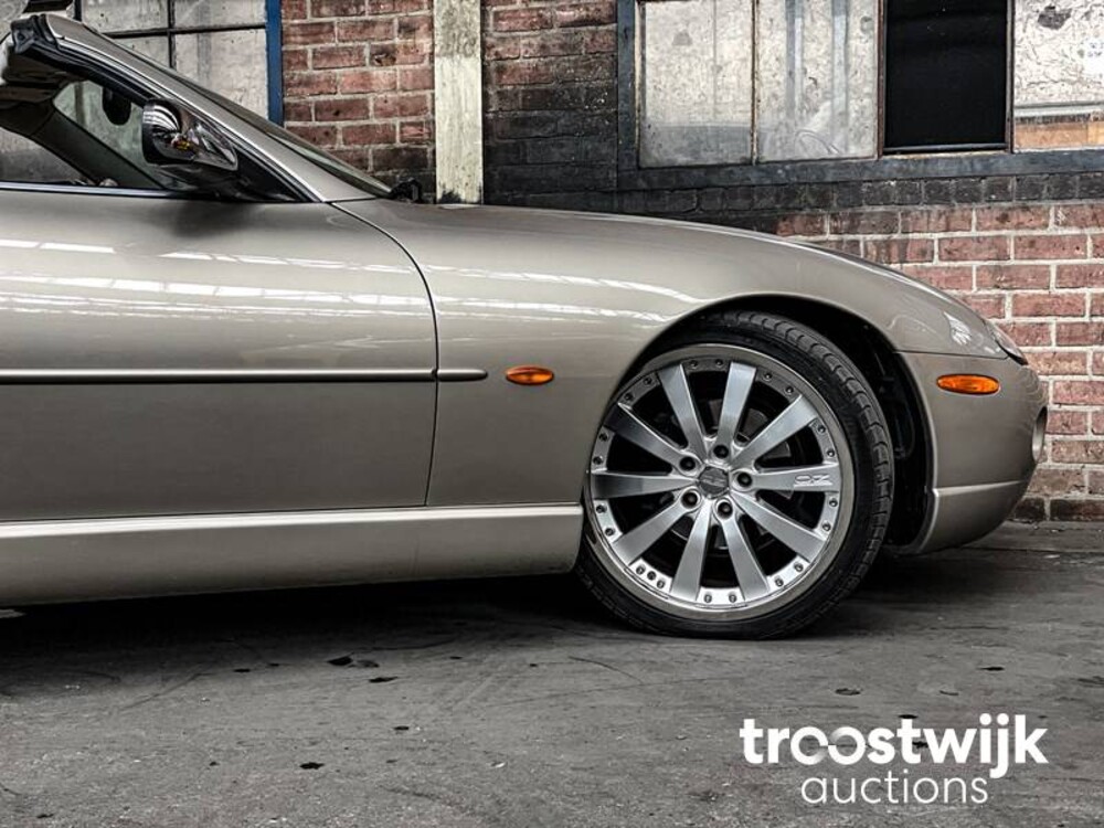 Jaguar XK8 4.0 V8 Convertible 284pk 1997, 95-SR-DX