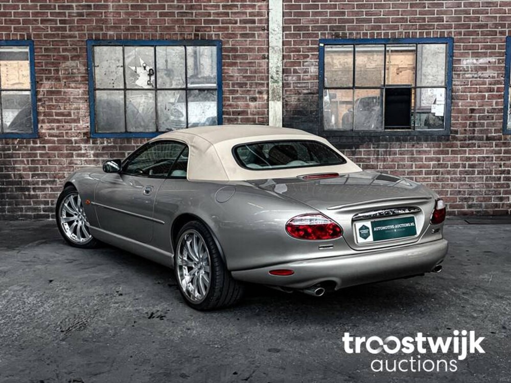 Jaguar XK8 4.0 V8 Convertible 284pk 1997, 95-SR-DX