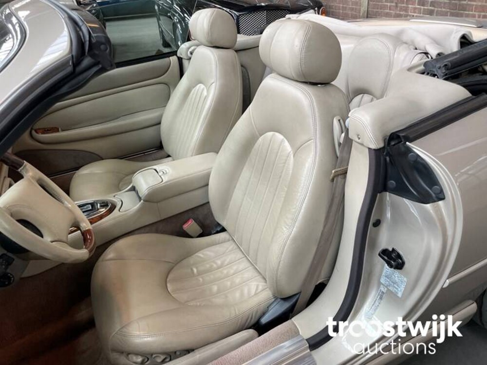 Jaguar XK8 4.0 V8 Convertible 284pk 1997, 95-SR-DX