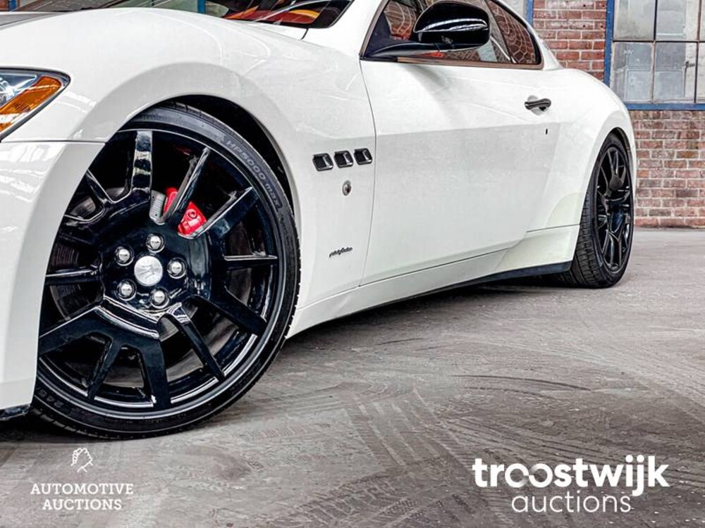Maserati GranTurismo 4.2 V8 405pk 2008