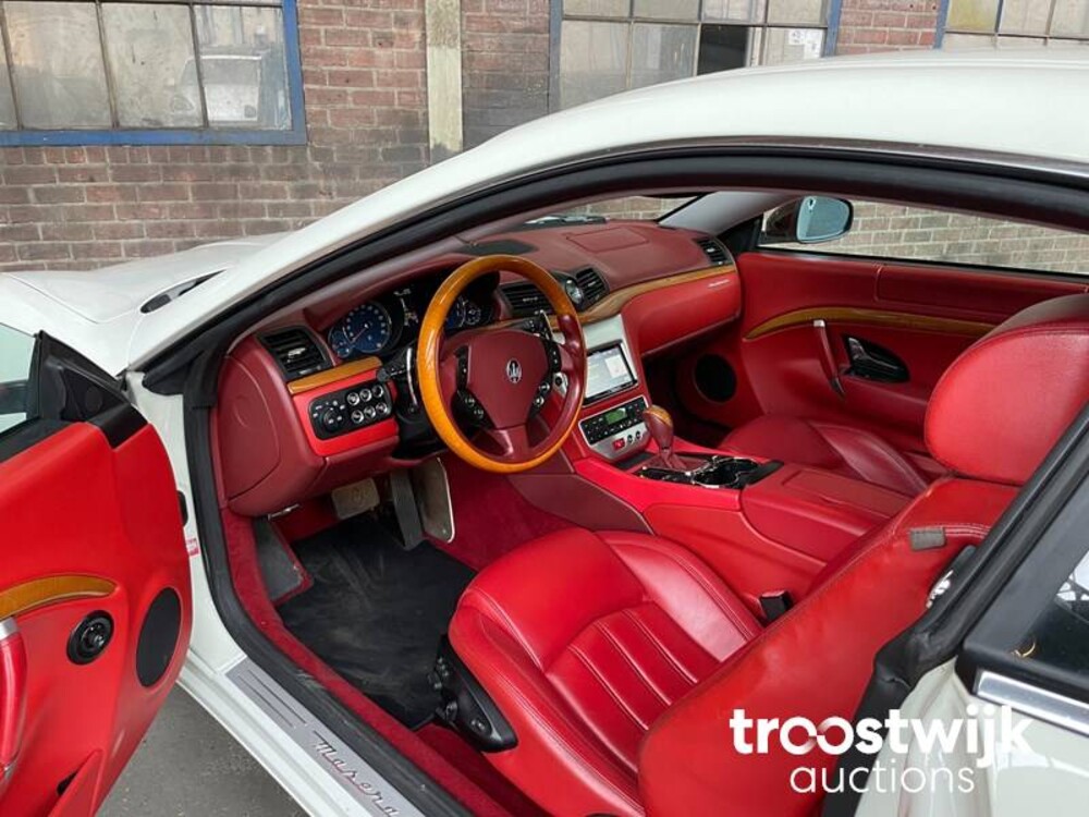 Maserati GranTurismo 4.2 V8 405pk 2008