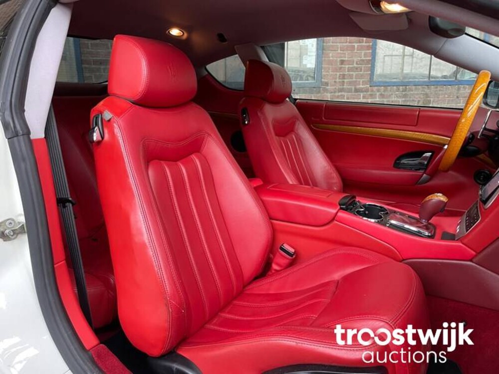 Maserati GranTurismo 4.2 V8 405pk 2008